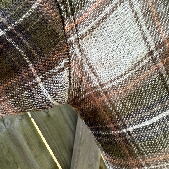 American Eagle Casual Loose Fit Mossy Plaid Oversized Button Down Cozy Shirt - Picture 6 of 9